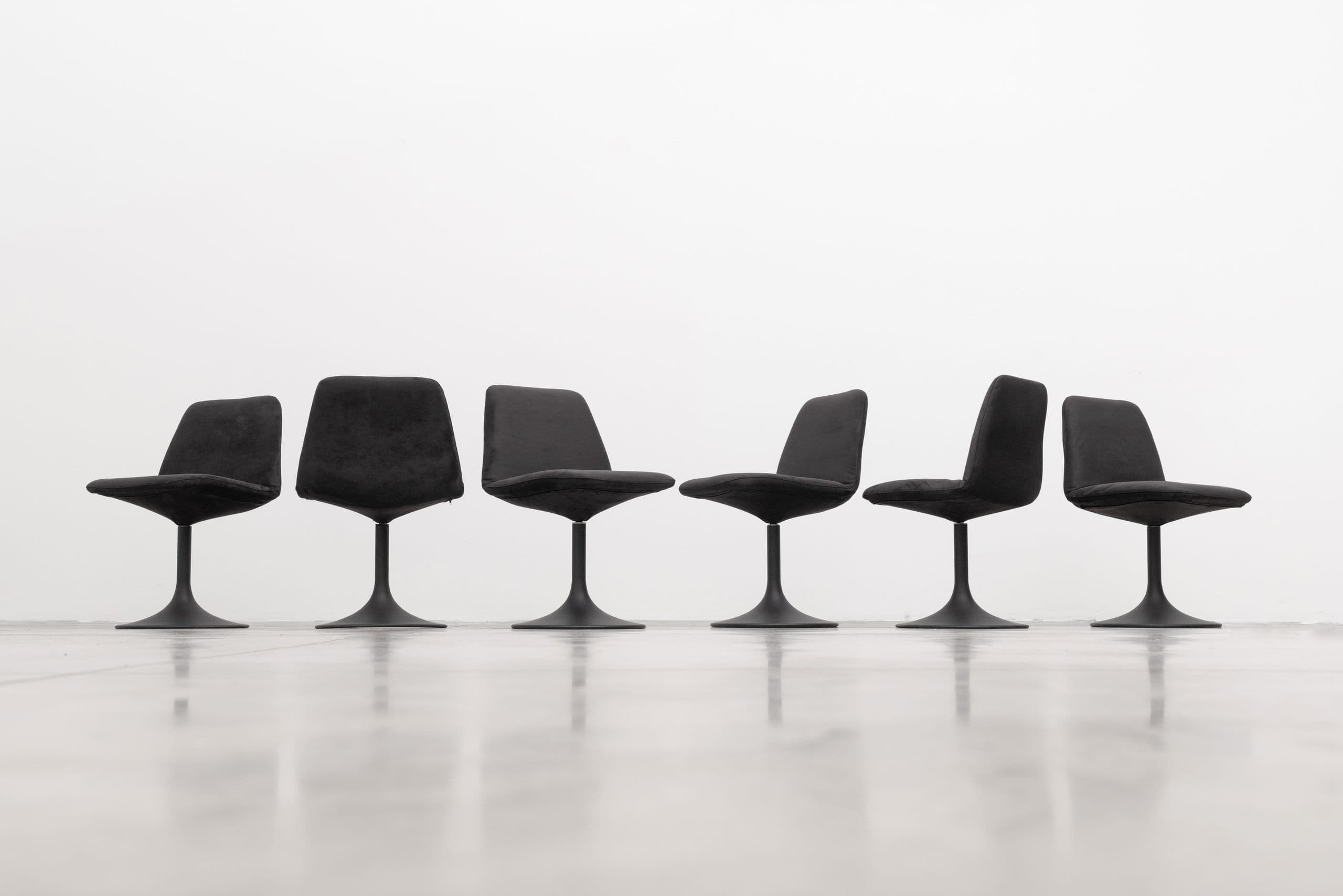 Model "Vinga" Swivel Chair by Börje Johanson