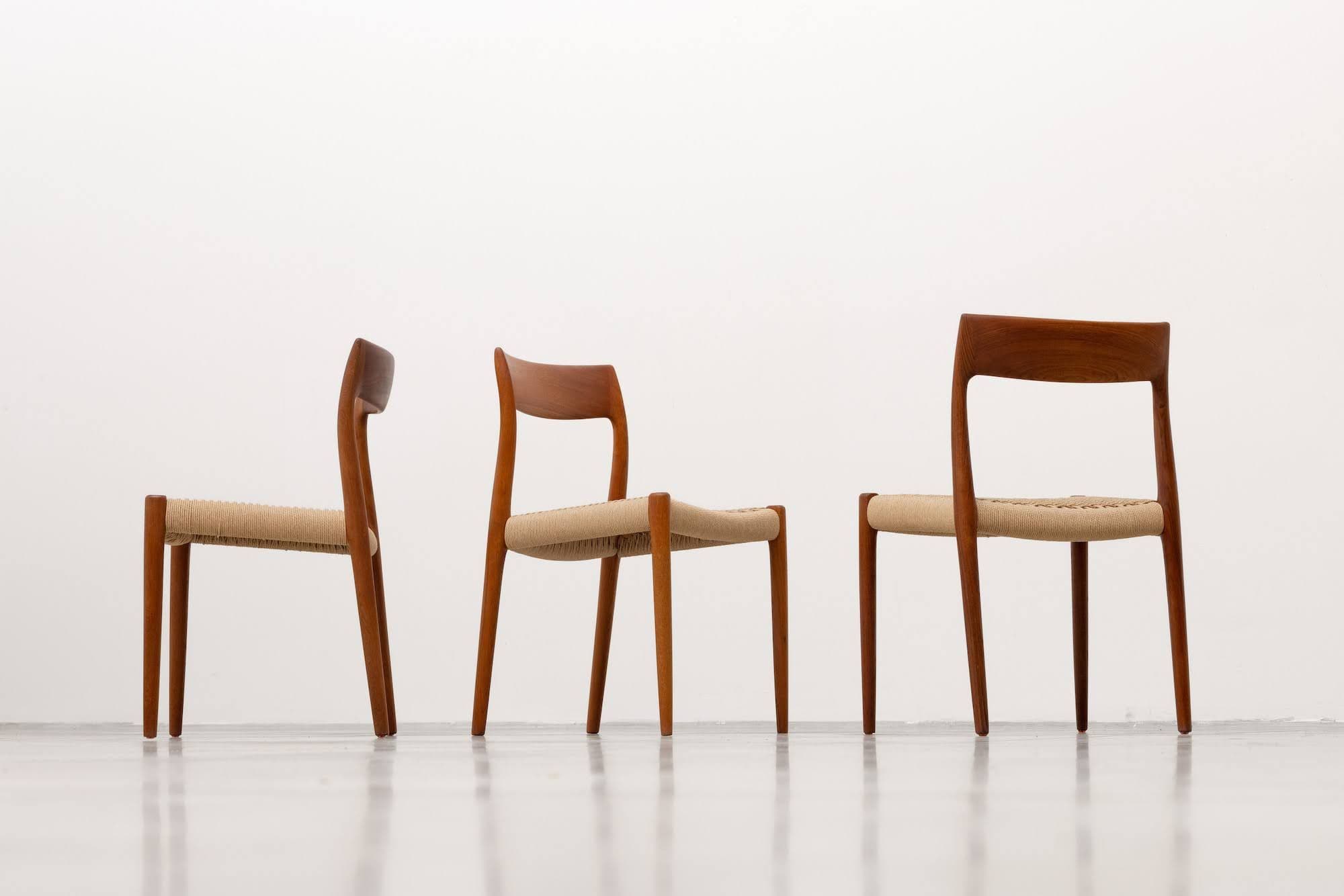 Set of 6 Niels O. Møller Model 77 chairs