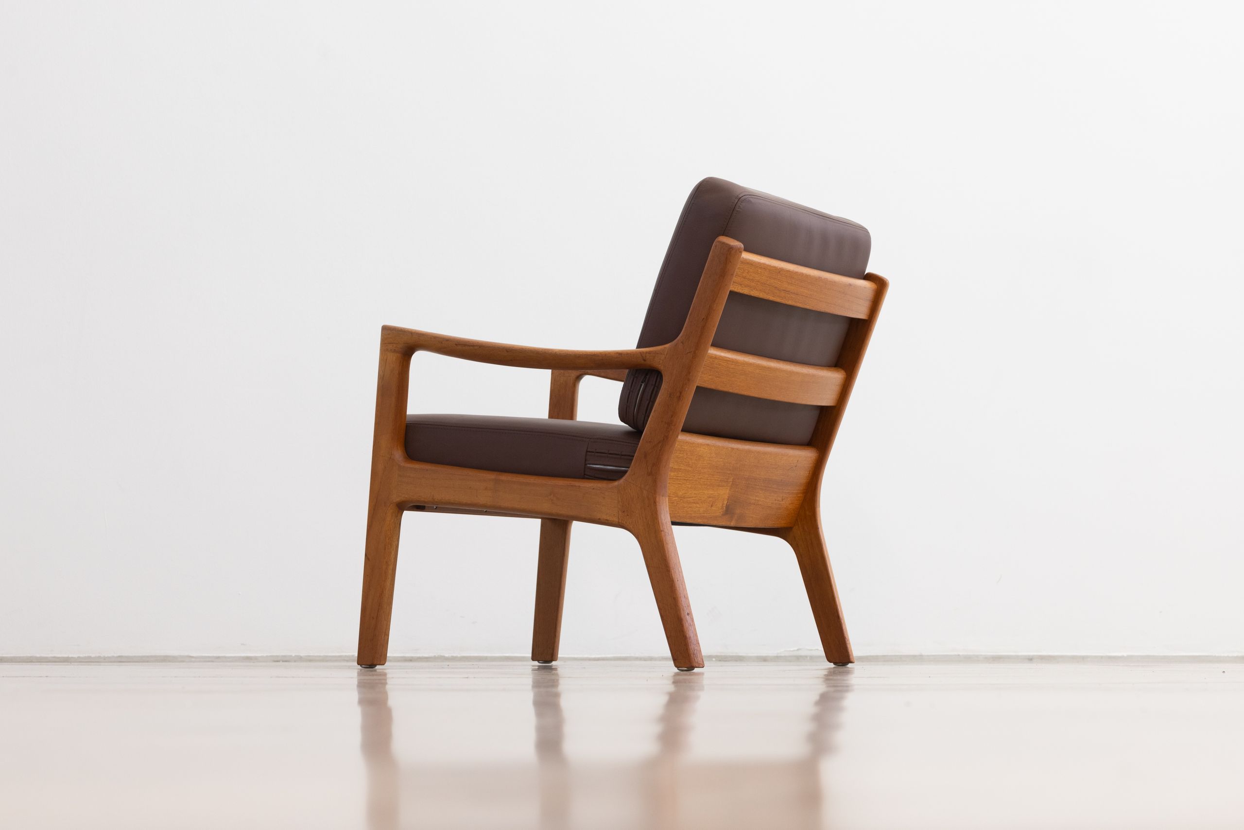 その他 Ole Wanscher vintage easy chair 1960s Ole Wanscher, a teak 'Senator' easy chair, France & Son